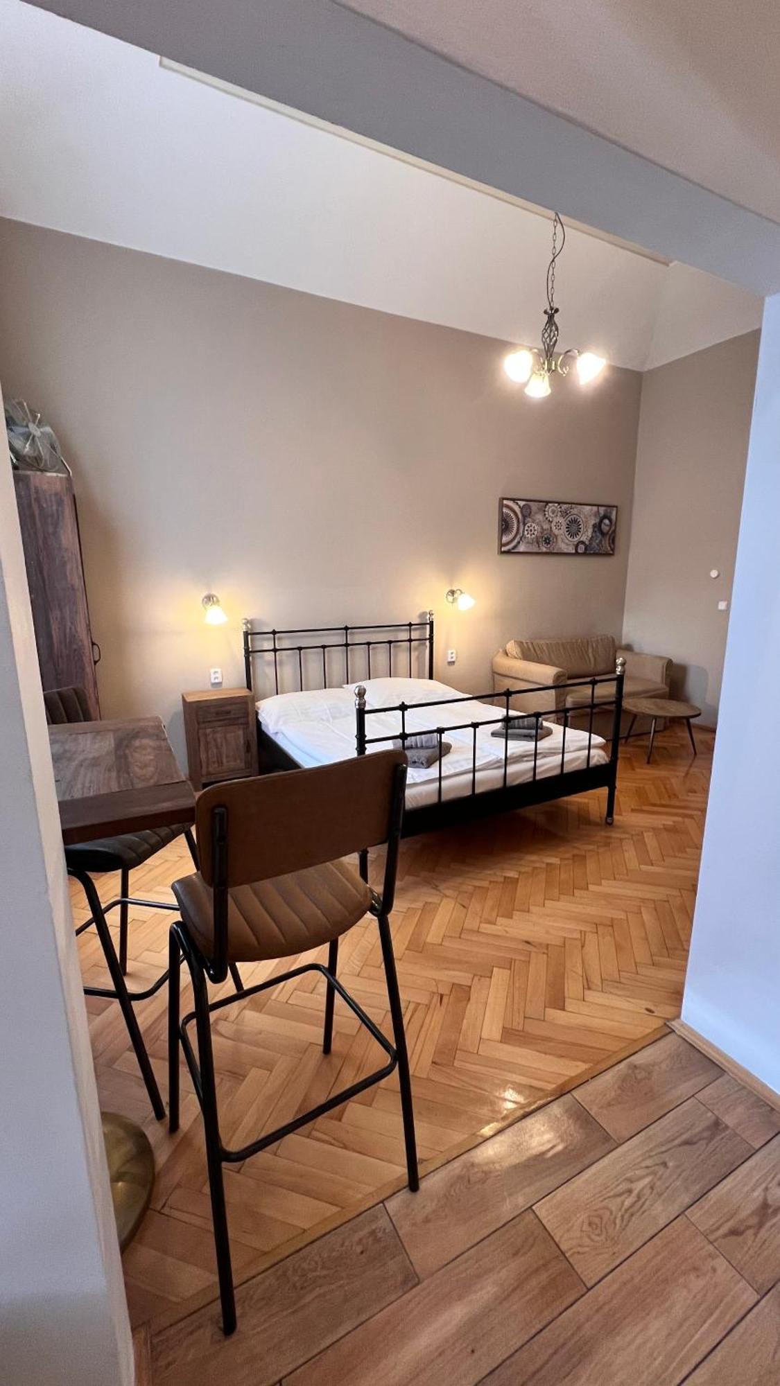 Old Town - Dusni Apartments Prague Ngoại thất bức ảnh