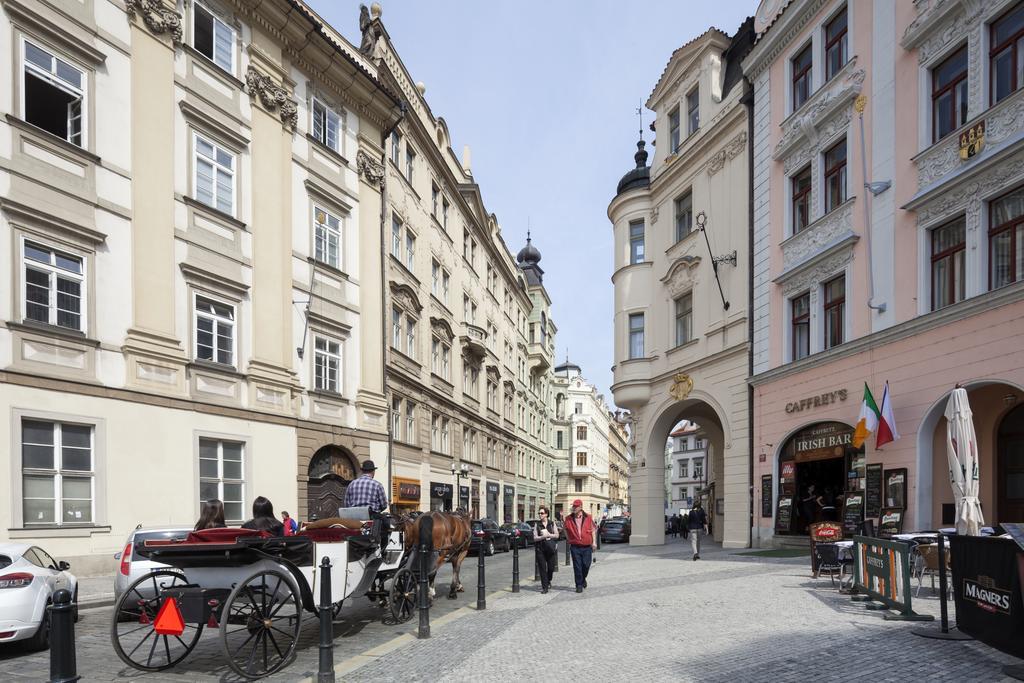 Old Town - Dusni Apartments Prague Ngoại thất bức ảnh